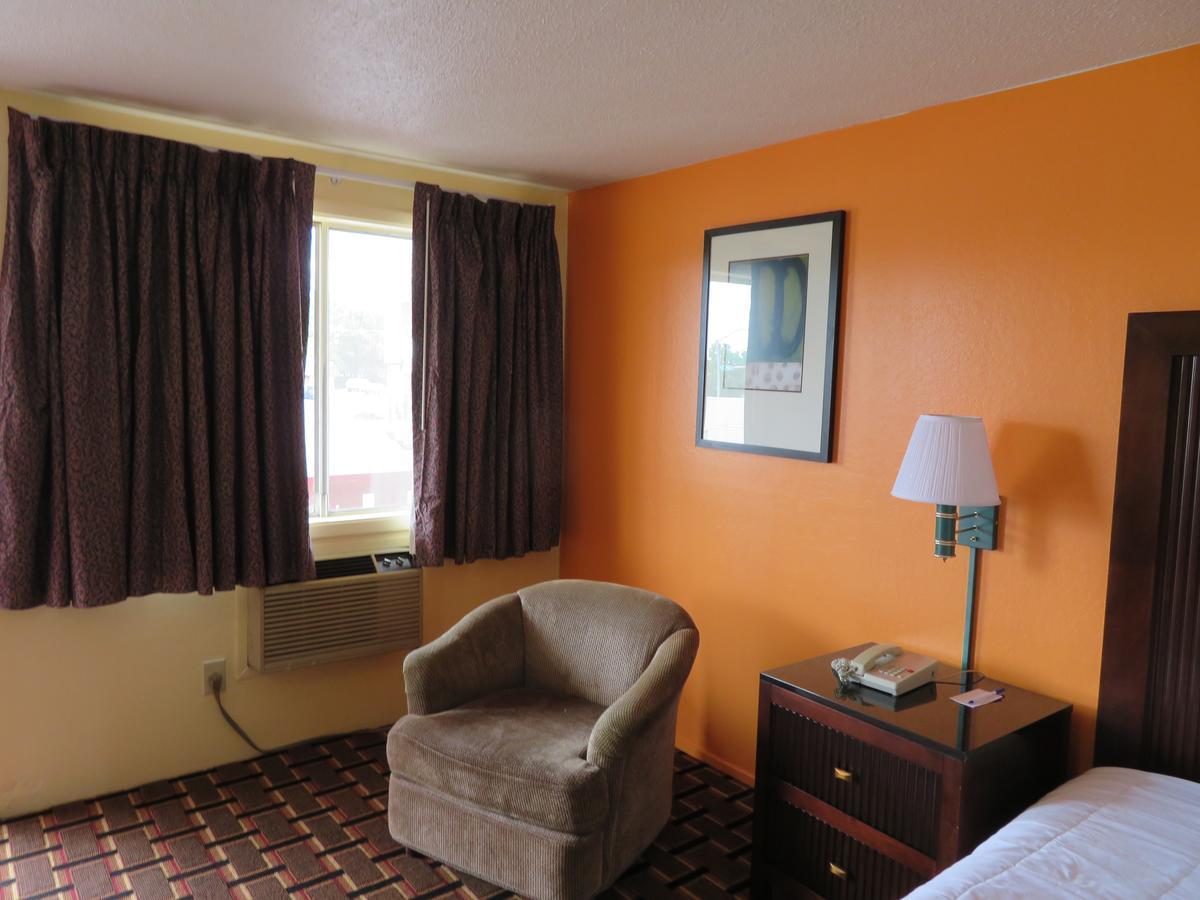 Royal Crest Motel Medford Esterno foto