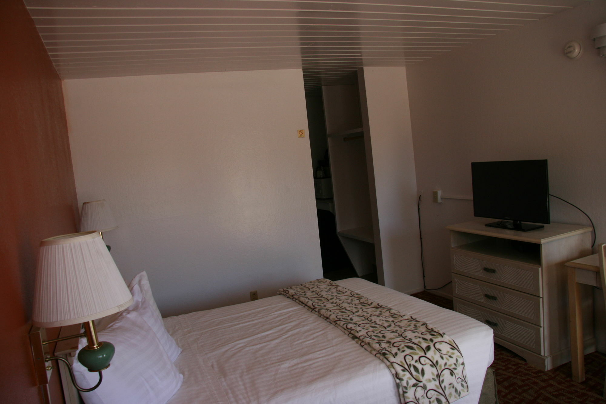 Royal Crest Motel Medford Esterno foto