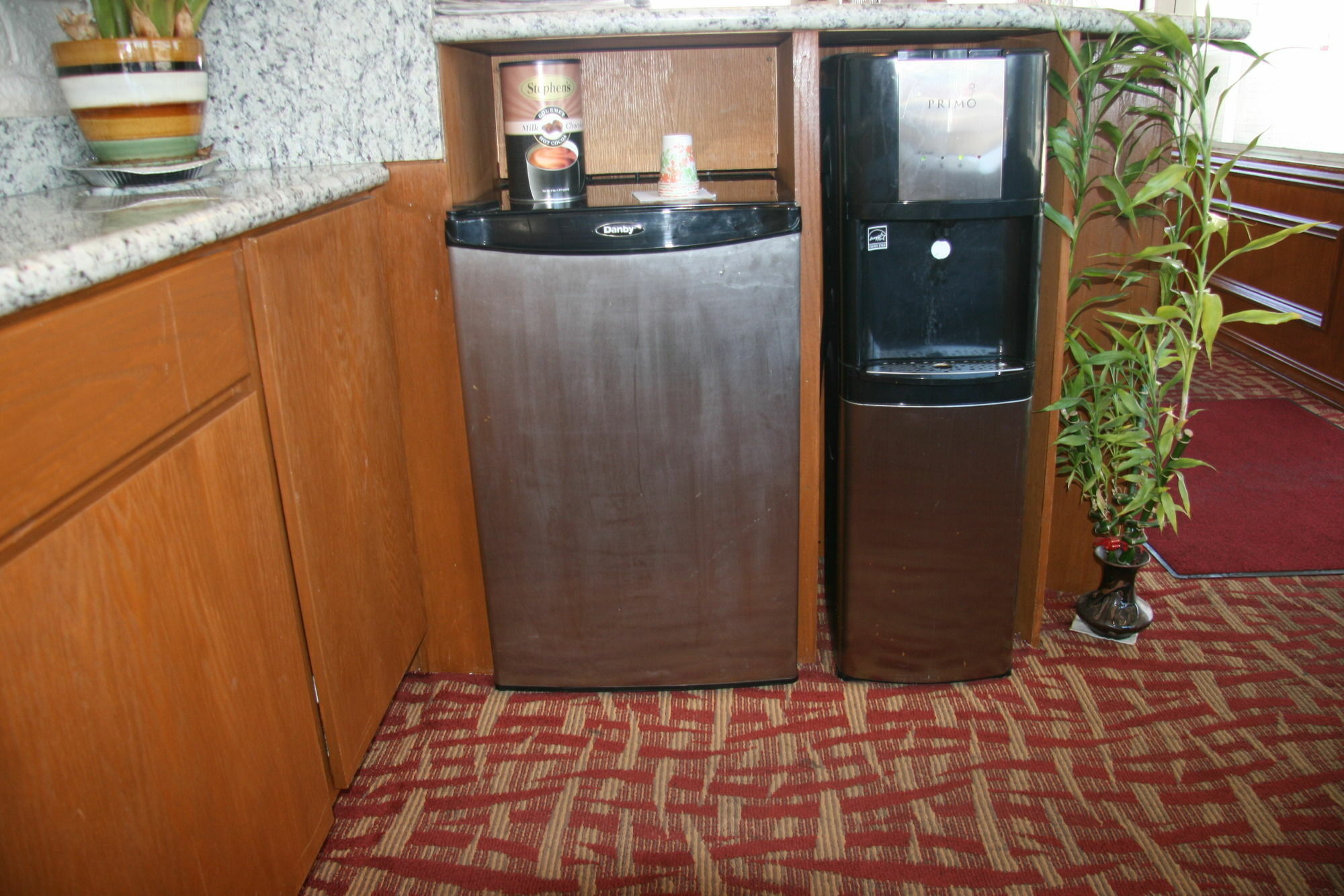 Royal Crest Motel Medford Esterno foto