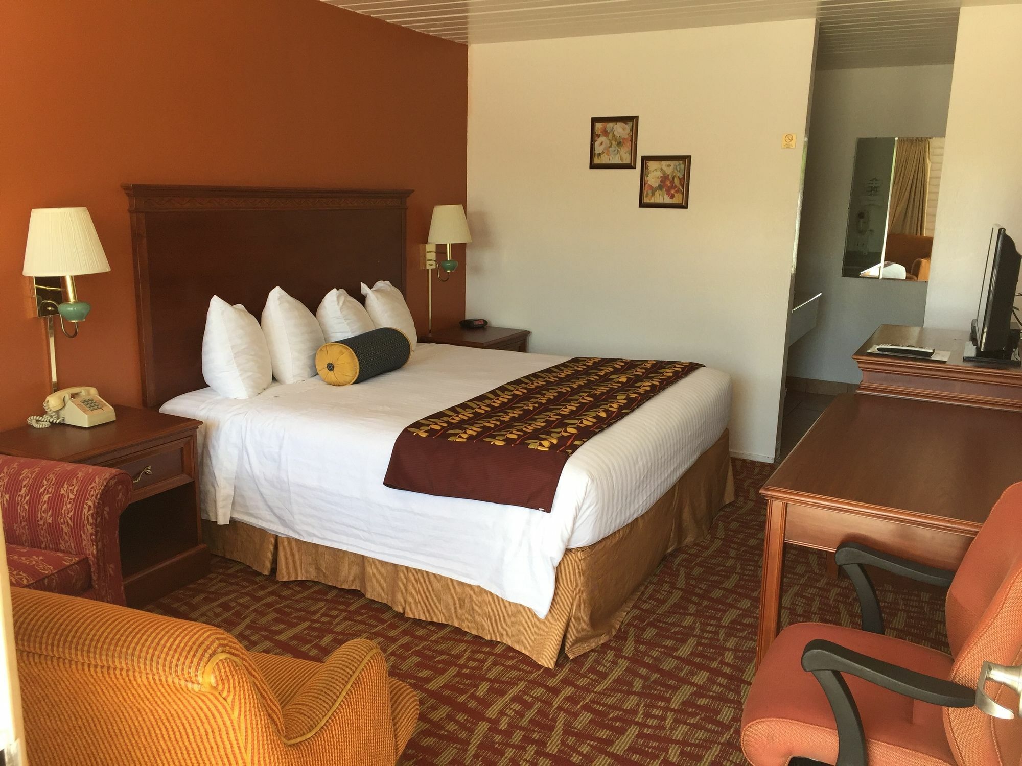 Royal Crest Motel Medford Esterno foto